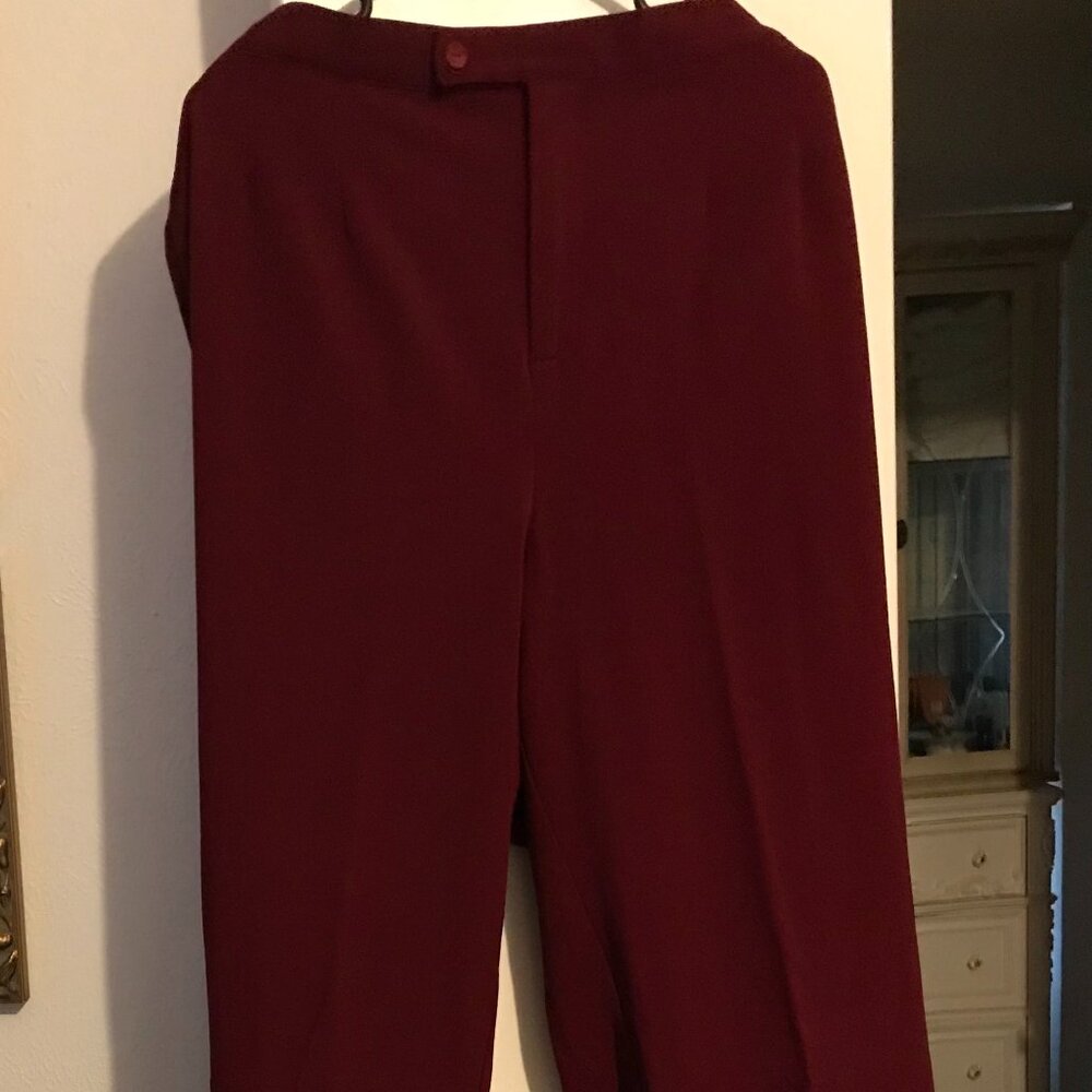 Mirasol Woman trousers, 22W, burgundy, high quality, new.